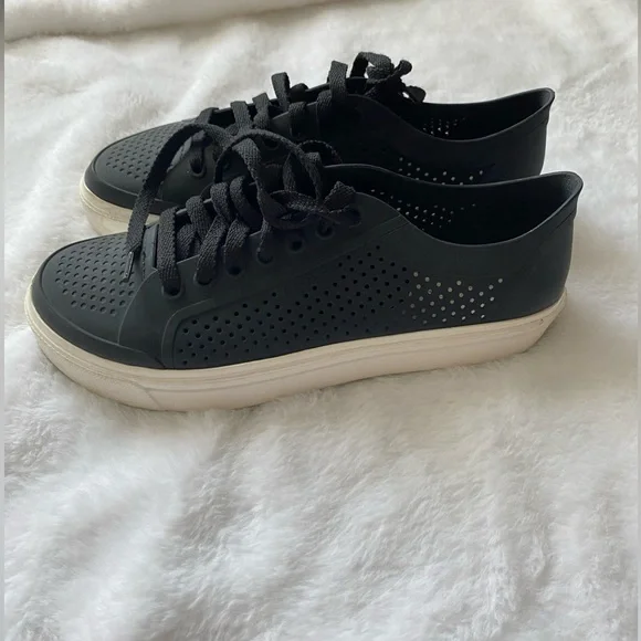 Black Croc Sneakers - Picture 2 of 6